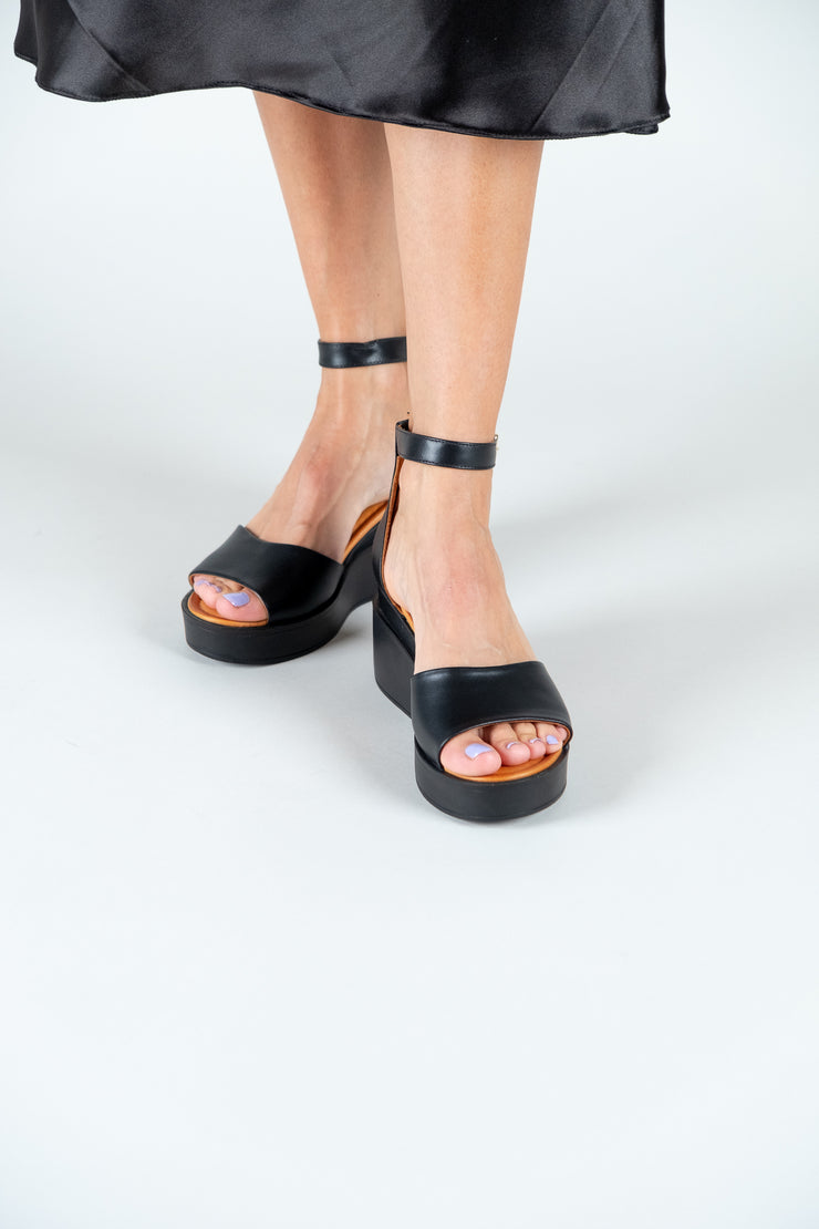 Sandale cu platforma piele naturala neagra