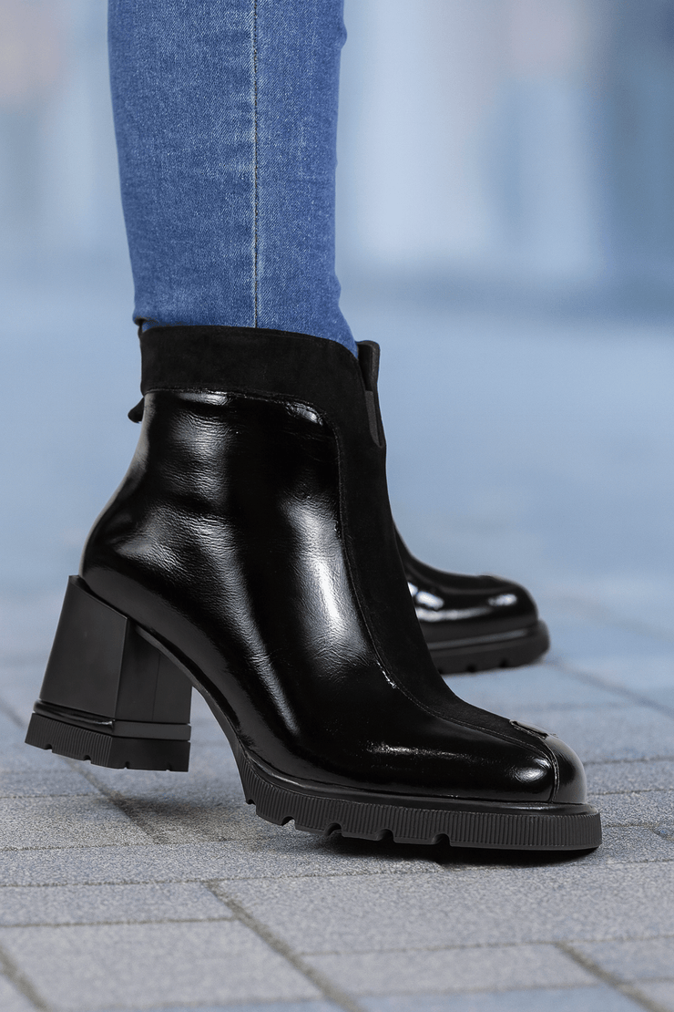 Botine cu Toc din Piele Lac Negre cu Accesoriu - ARYTAGhete damaBigiottos Shoes