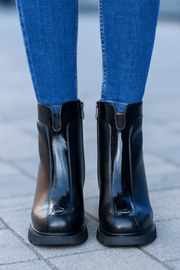 Botine cu Toc din Piele Negre cu Accesoriu - ARYNAGhete damaBigiottos Shoes