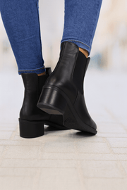 Botine Dama din Piele Negre cu Elastic - OROGhete damaBigiottos Shoes