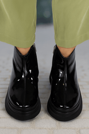 Ghete Casual Dama din Piele Lac Negre - CARAGhete damaBigiottos Shoes