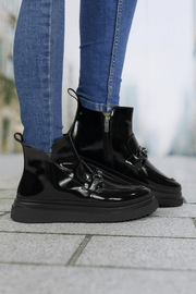 Ghete Casual Dama din Piele Lac Negre cu Accesoriu - SOWGhete damaBigiottos Shoes