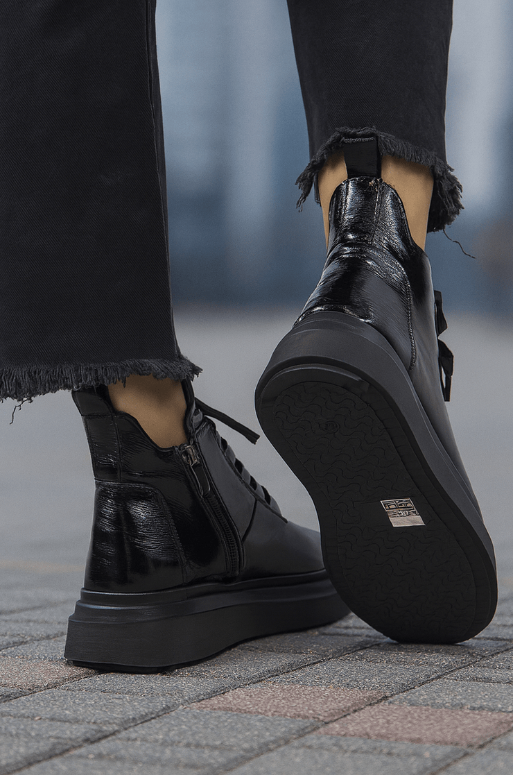 Ghete Casual Dama din Piele Lacuita Negre - COZAGhete damaBigiottos Shoes