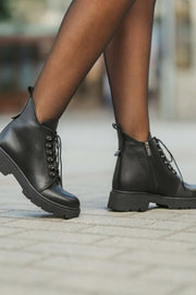 Ghete Casual Dama din Piele Negre cu Capse - PIAGhete damaBigiottos Shoes