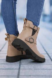 Ghete Casual Dama din Piele Taupe cu Catarame - VICAGhete damaBigiottos Shoes