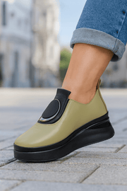 Pantofi Casual Dama din Piele Avokado cu Accesoriu - EZAPantofi casual damaBigiottos Shoes