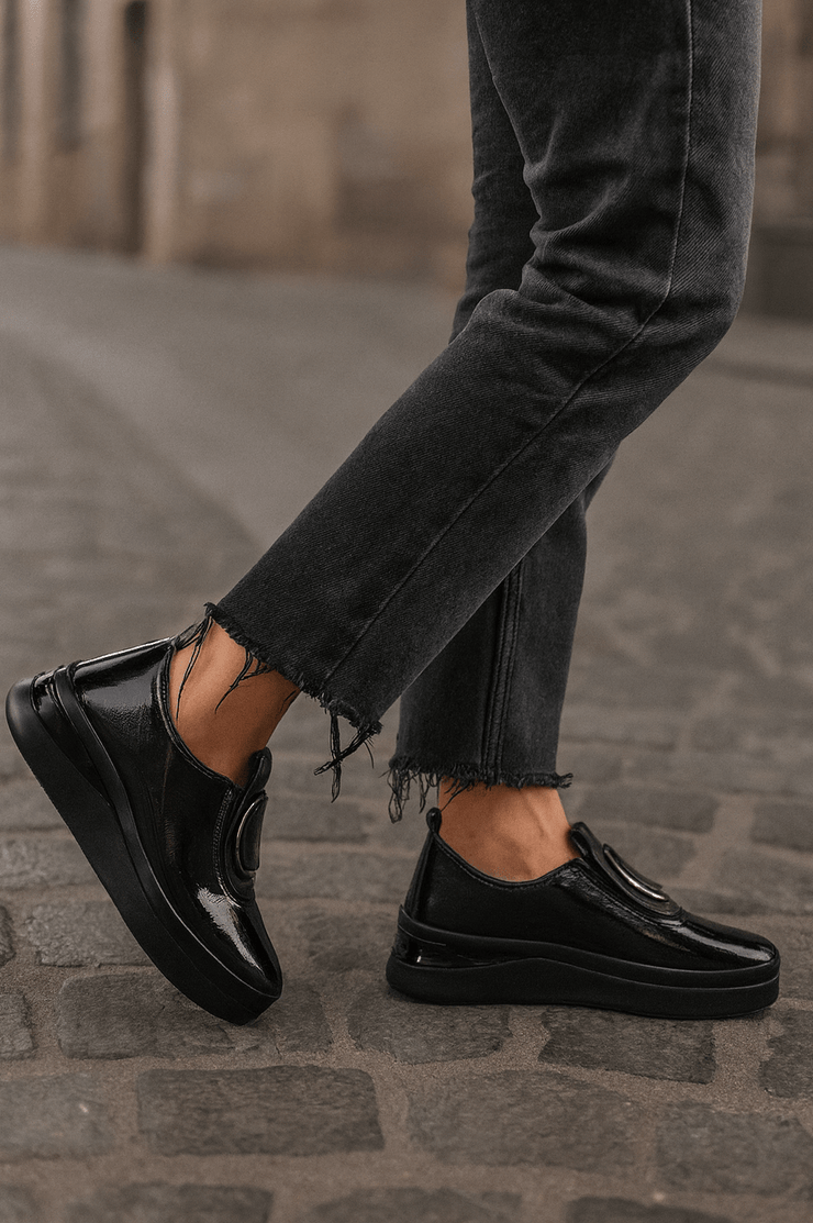 Pantofi Casual Dama din Piele Negri cu Accesoriu - EVAPantofi casual damaBigiottos Shoes