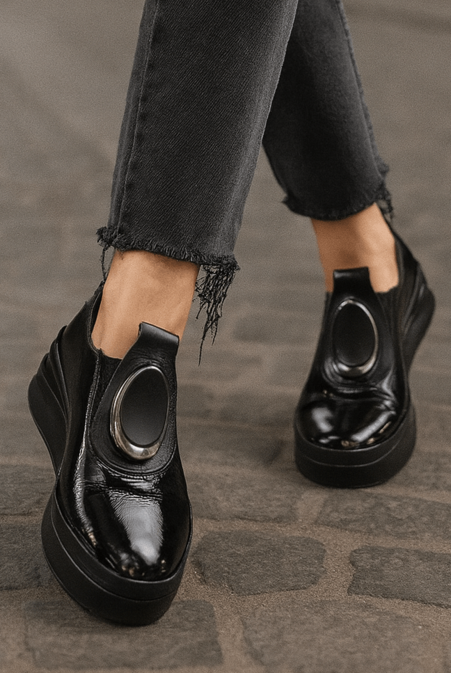 Pantofi Casual Dama din Piele Negri cu Accesoriu - EVAPantofi casual damaBigiottos Shoes