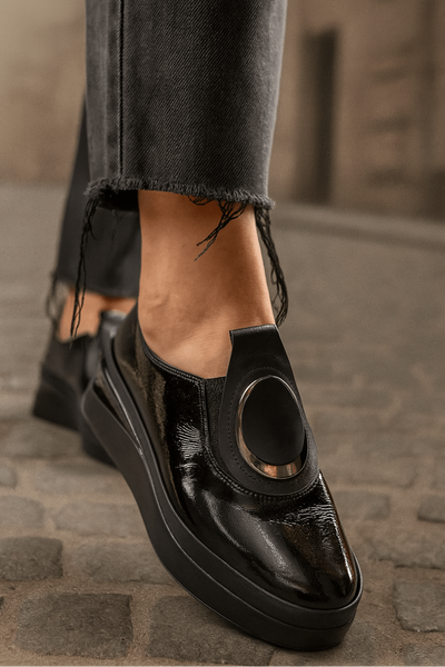 Pantofi Casual Dama din Piele Negri cu Accesoriu - EVAPantofi casual damaBigiottos Shoes