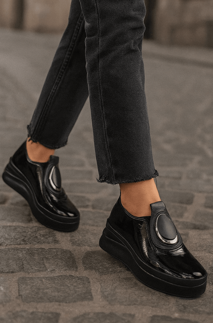 Pantofi Casual Dama din Piele Negri cu Accesoriu - EVAPantofi casual damaBigiottos Shoes