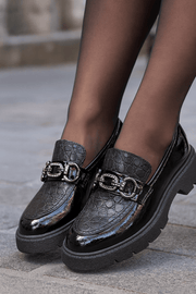 Pantofi Casual din Piele Lac Negri cu Accesoriu - ELEZPantofi casual damaBigiottos Shoes