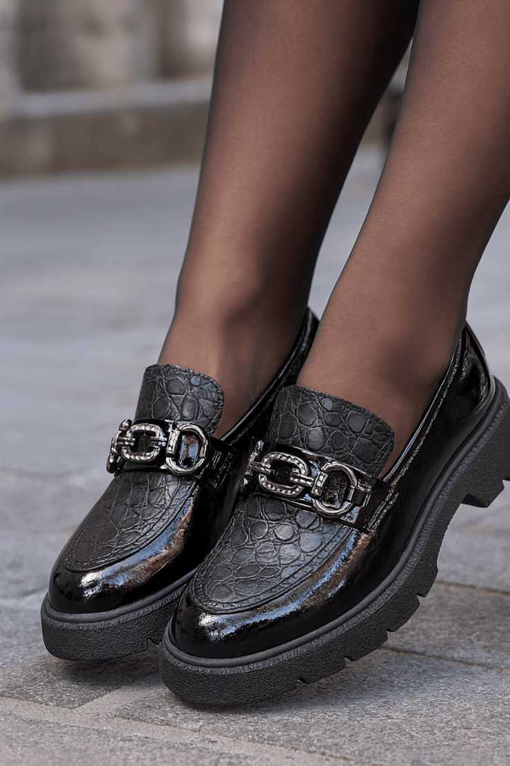 Pantofi Casual din Piele Lac Negri cu Accesoriu - ELEZPantofi casual damaBigiottos Shoes