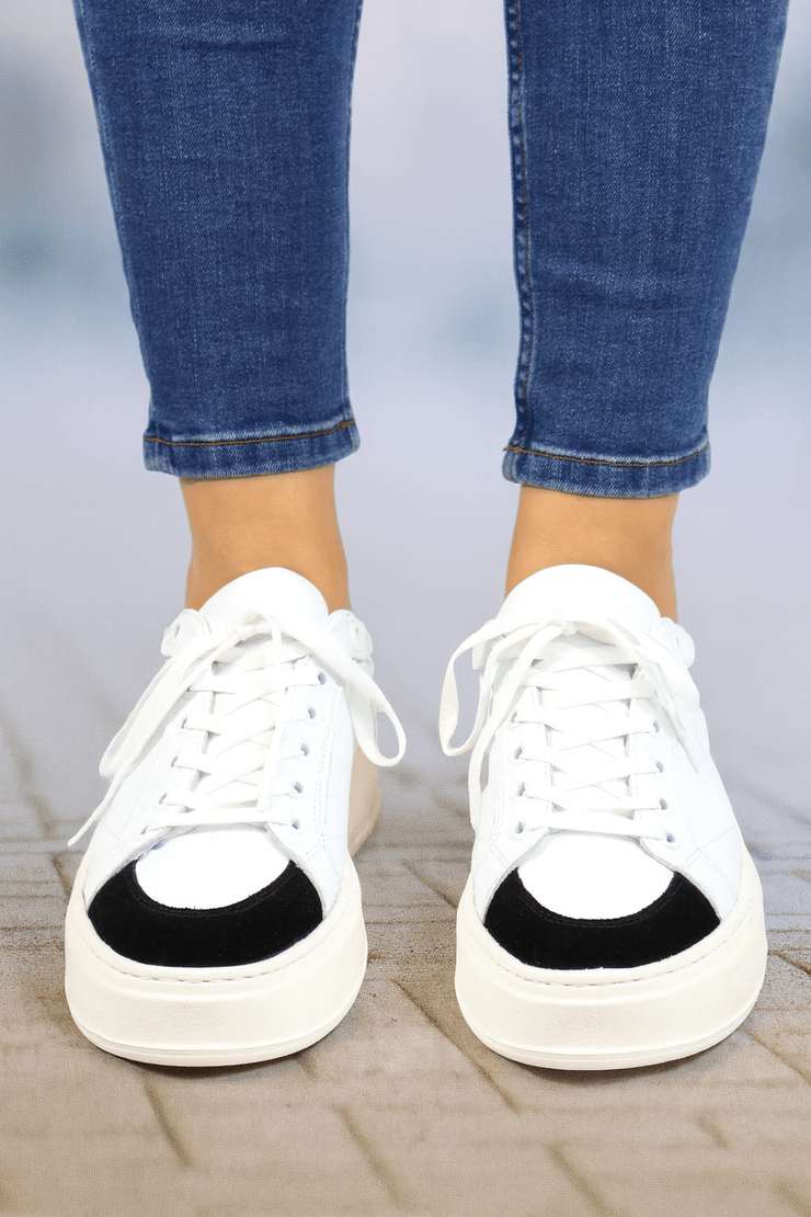 Pantofi Dama din Piele Alb cu Negru - TORAPantofi casual damaBigiottos Shoes