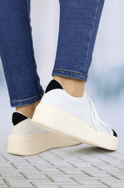 Pantofi Dama din Piele Alb cu Negru - TORAPantofi casual damaBigiottos Shoes