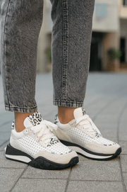 Pantofi Sport Dama din Piele Albi cu Print - ZINAPantofi sport damaBigiottos Shoes