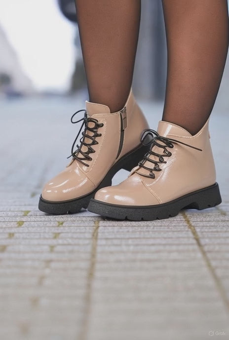 Ghete Casual Dama din Piele Lac Taupe cu Capse - PIA