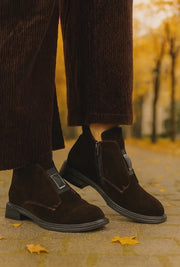 Ghete Casual Dama din Piele Intoarsa Maro cu Accesoriu - FENY