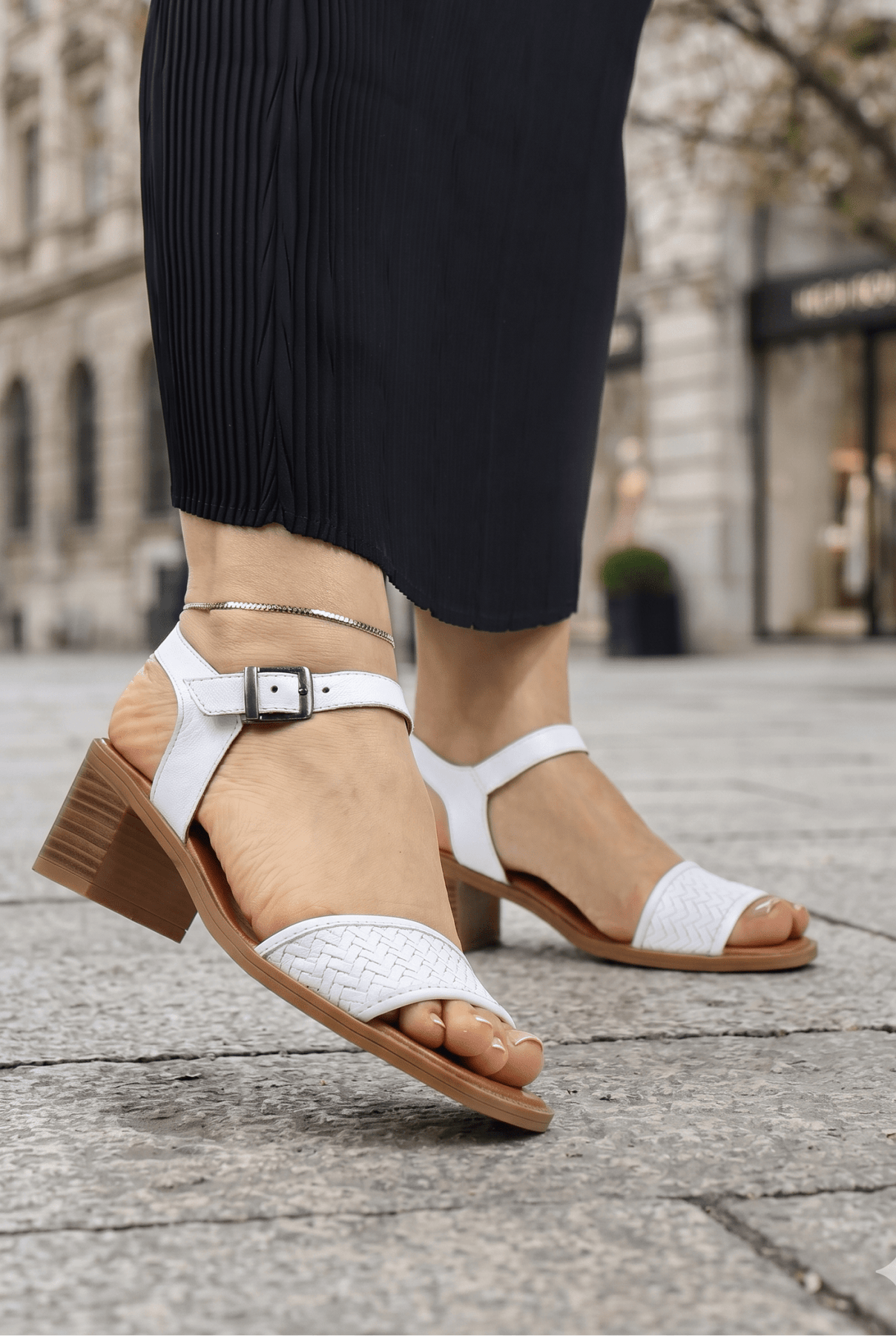 Tlya Sandale Dama din Piele Albe cu Toc Gros - TLYA WHITE – Bigiottos Shoes