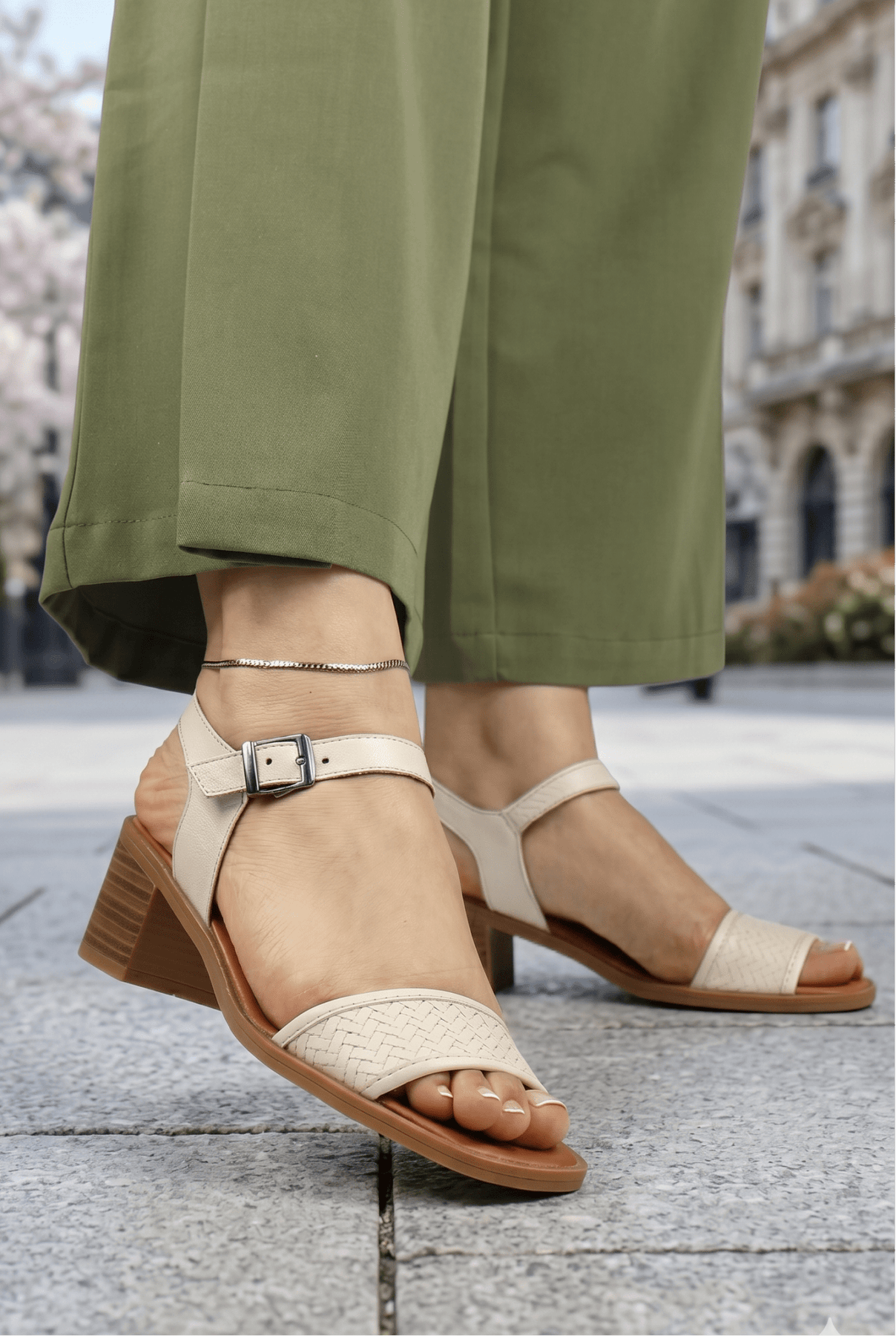 Tlya Sandale Dama din Piele Bej cu Toc Gros - TLYA BEIGE – Bigiottos Shoes